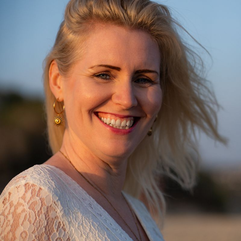 Money-Meaning_Julia_3a