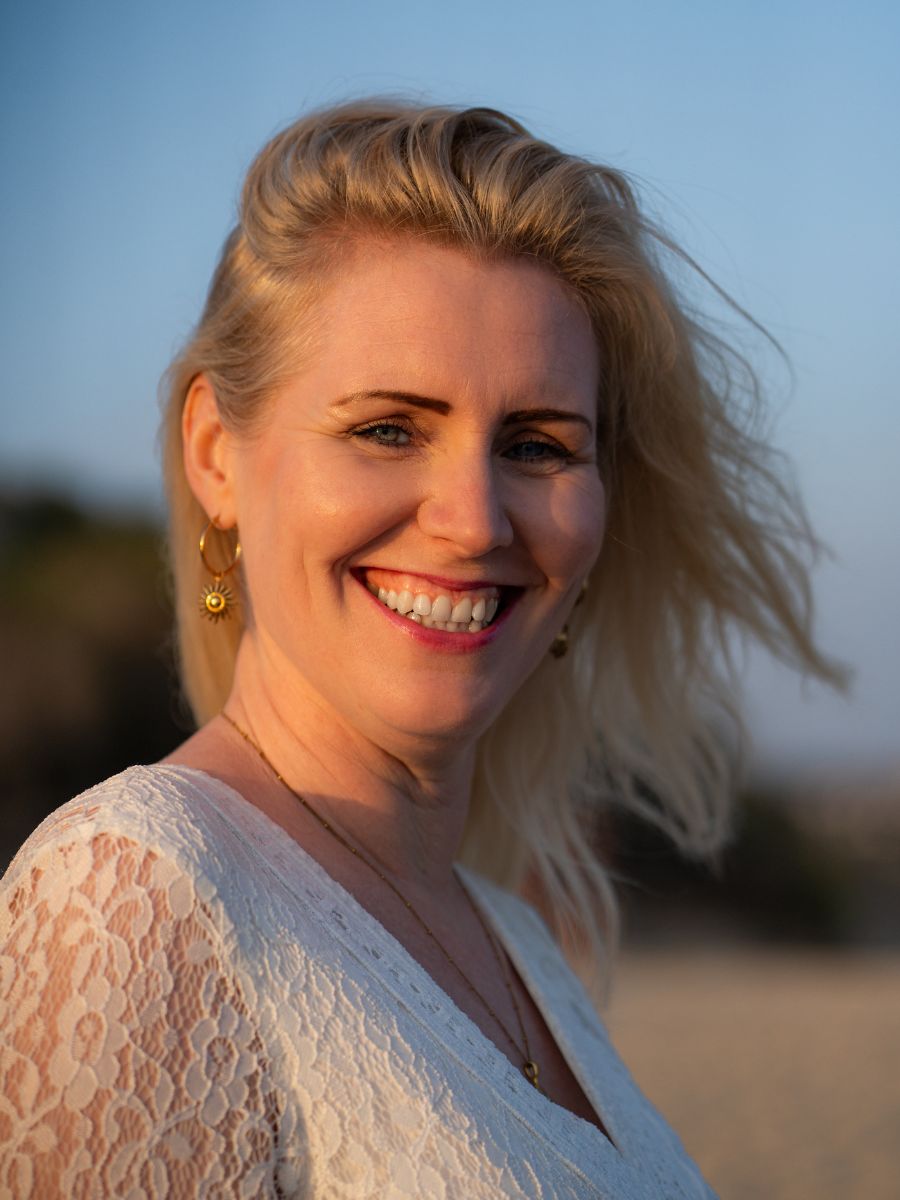 Money-Meaning_Julia_3b